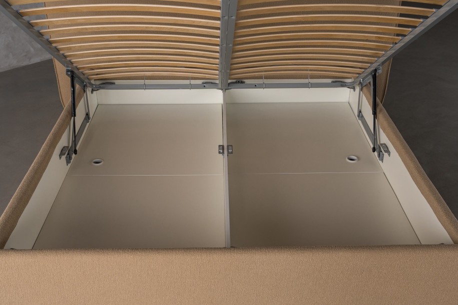 Double Bed 180x200 cm (Fabric: EASY BOUCLE col.11 CLAY (Cat. 3))