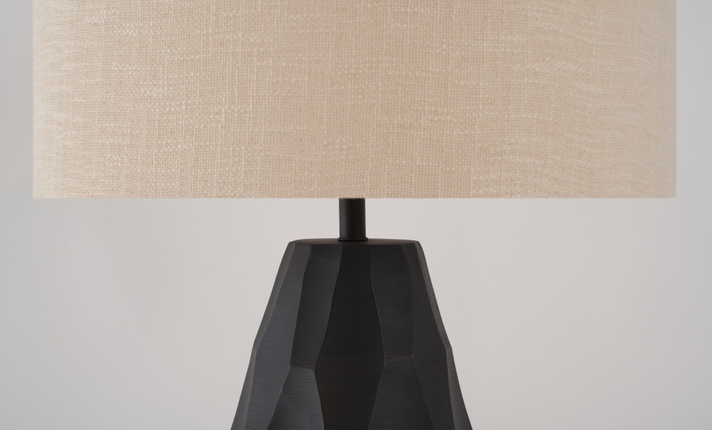 Chandra Table Lamp