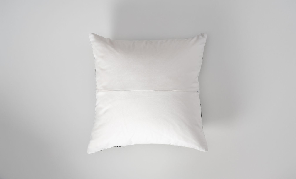 Mate Pillow