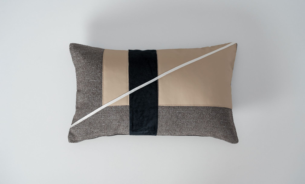 Enzo Pillow