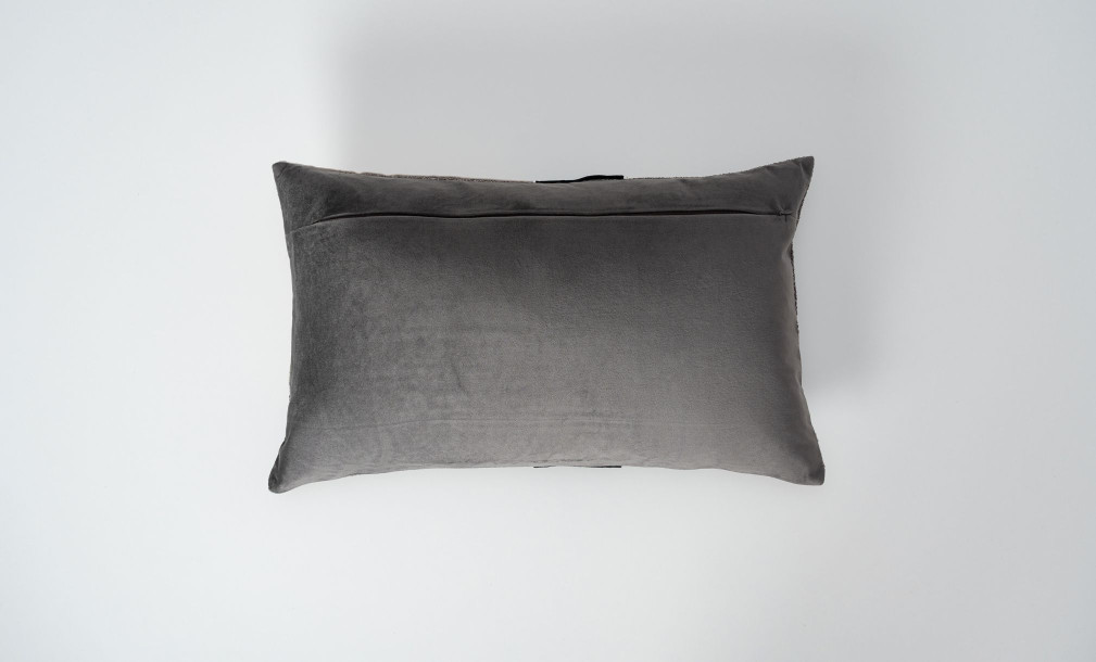 Enzo Pillow