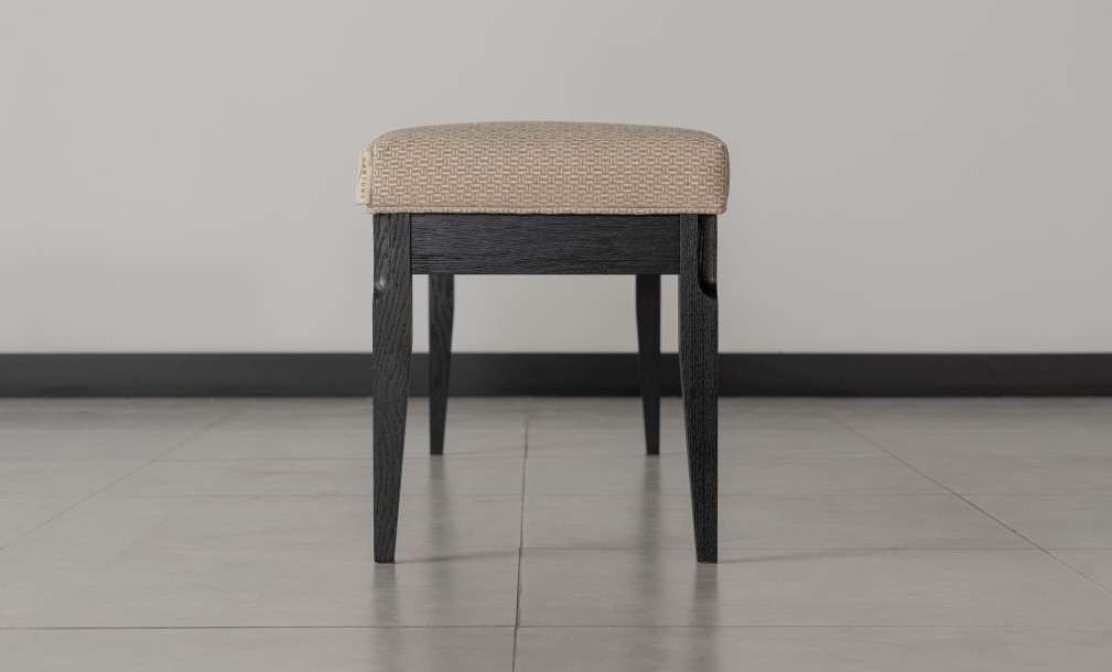 City Soft Banquette (Fabric: VIOLA PLAIN BEIGE (Cat. 3))