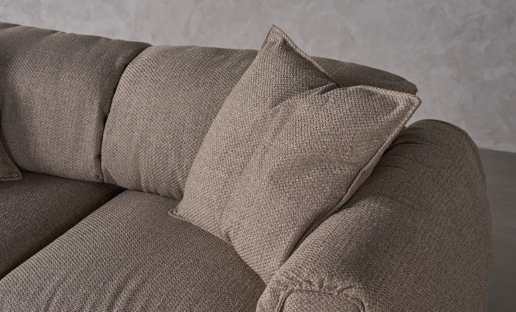 Nuvola 2-seater Straight Sofa (Fabric: SAGA 03 MUSHROOM (Cat. 3))