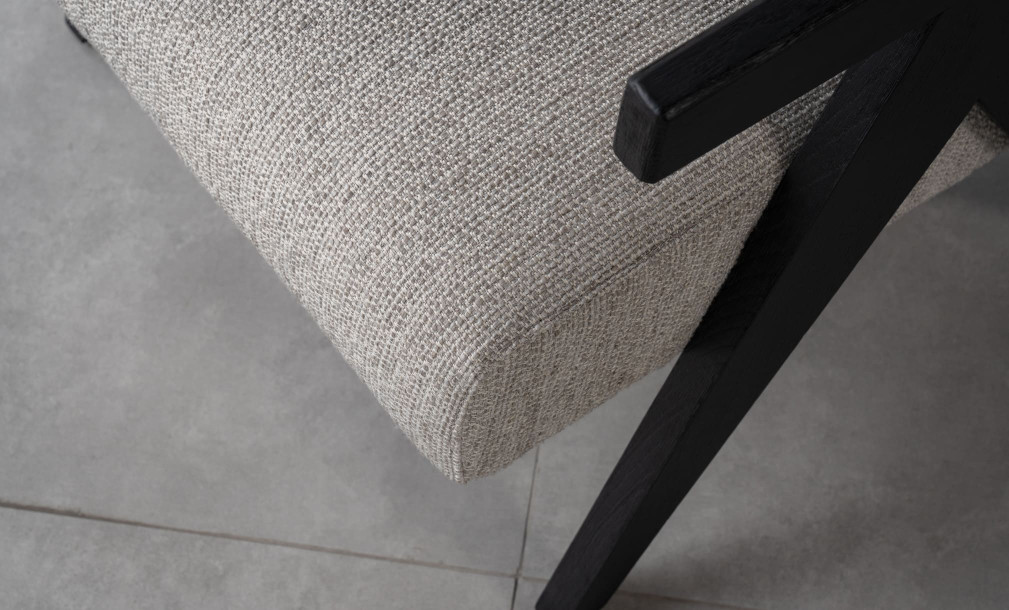 Barker Armchair (Fabric A3063 Color 3A)