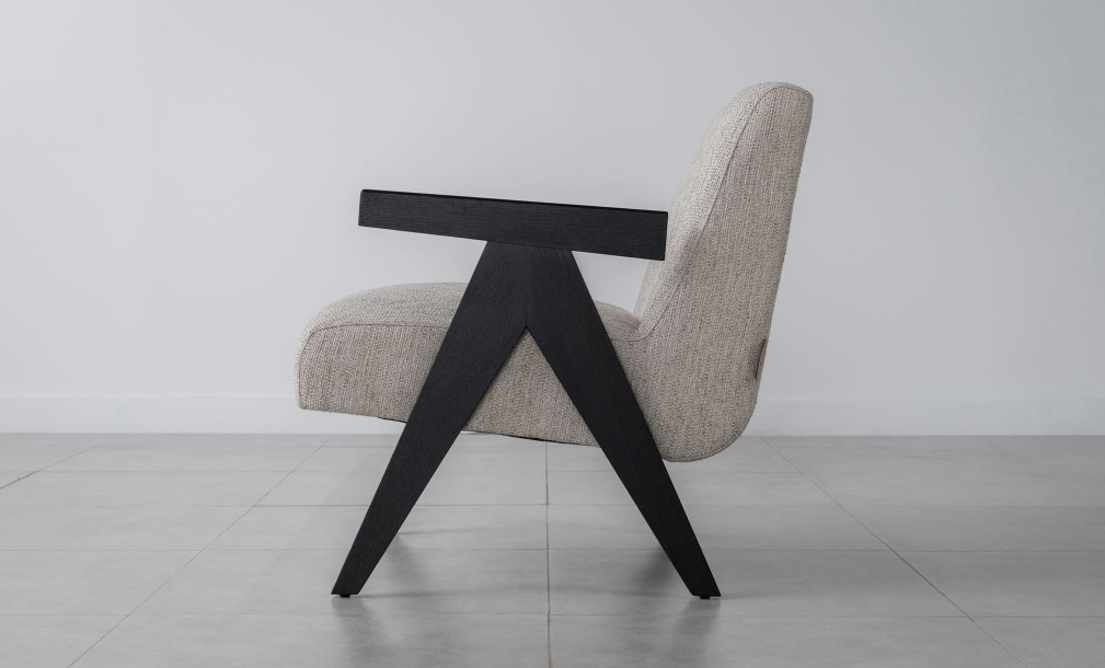 Barker Armchair (Fabric A3063 Color 3A)