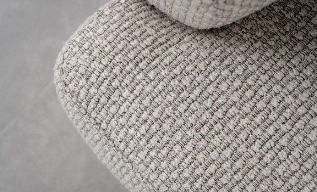 Bonnie Swivel Armchair (Fabric A1417 Color 4C)