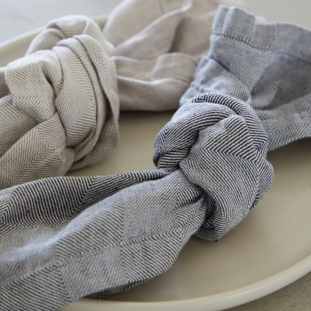 Emilia Napkin seed gray 50% linen 50% cotton