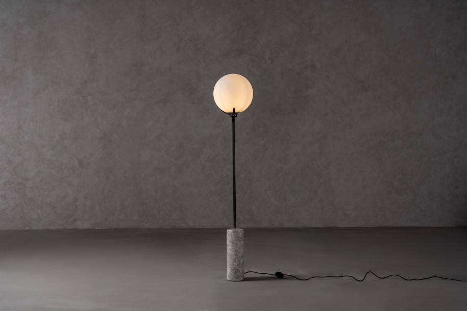 Scoop Floor Lamp / dark bronze
