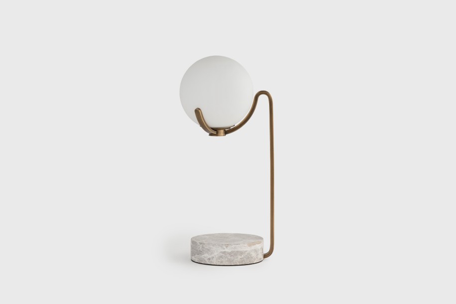 Scoop Table Lamp / dark brass
