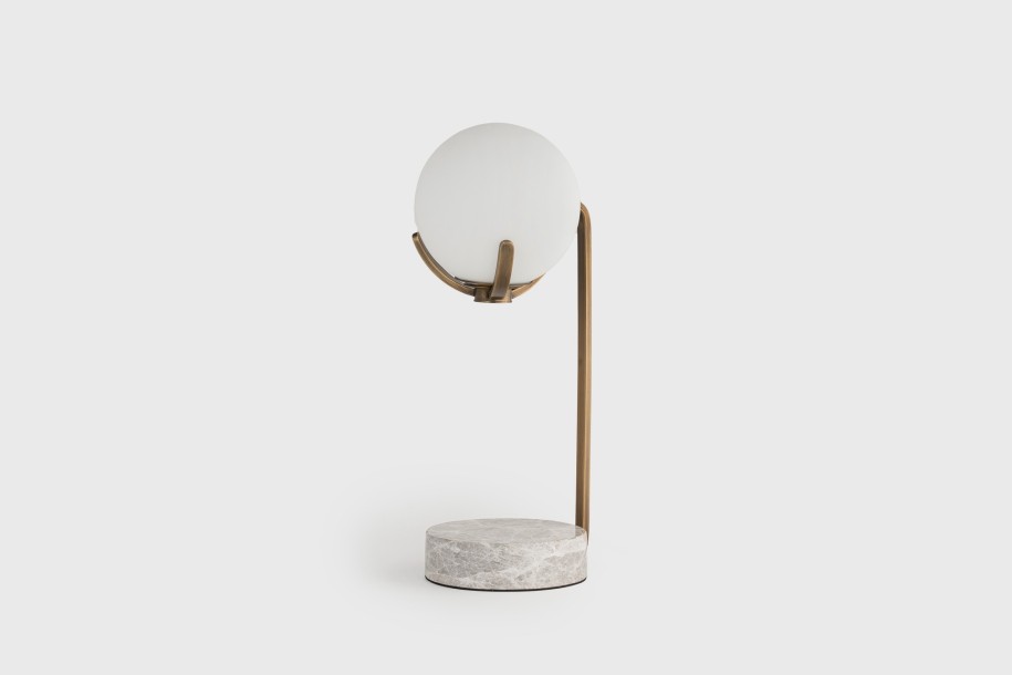 Scoop Table Lamp / dark brass