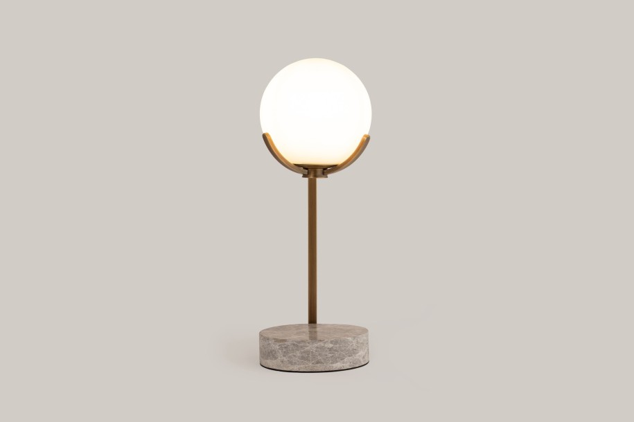 Scoop Table Lamp / dark brass