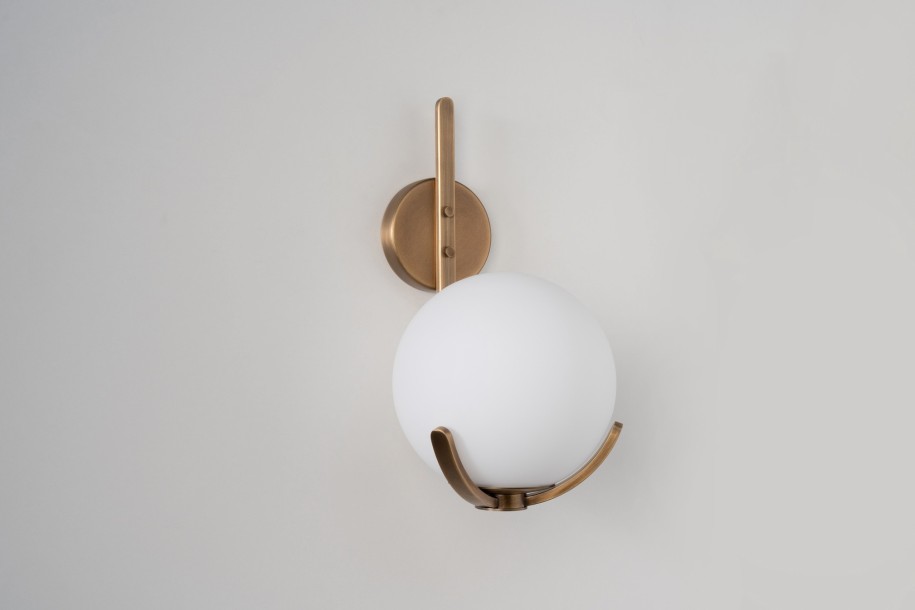 Scoop Wall Lamp / dark brass