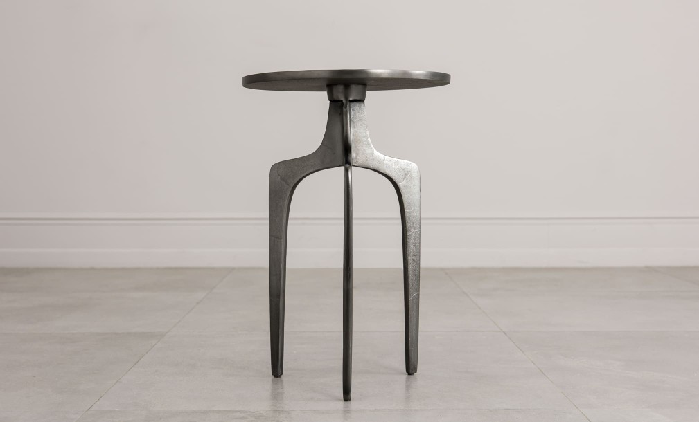 Jila Side Table