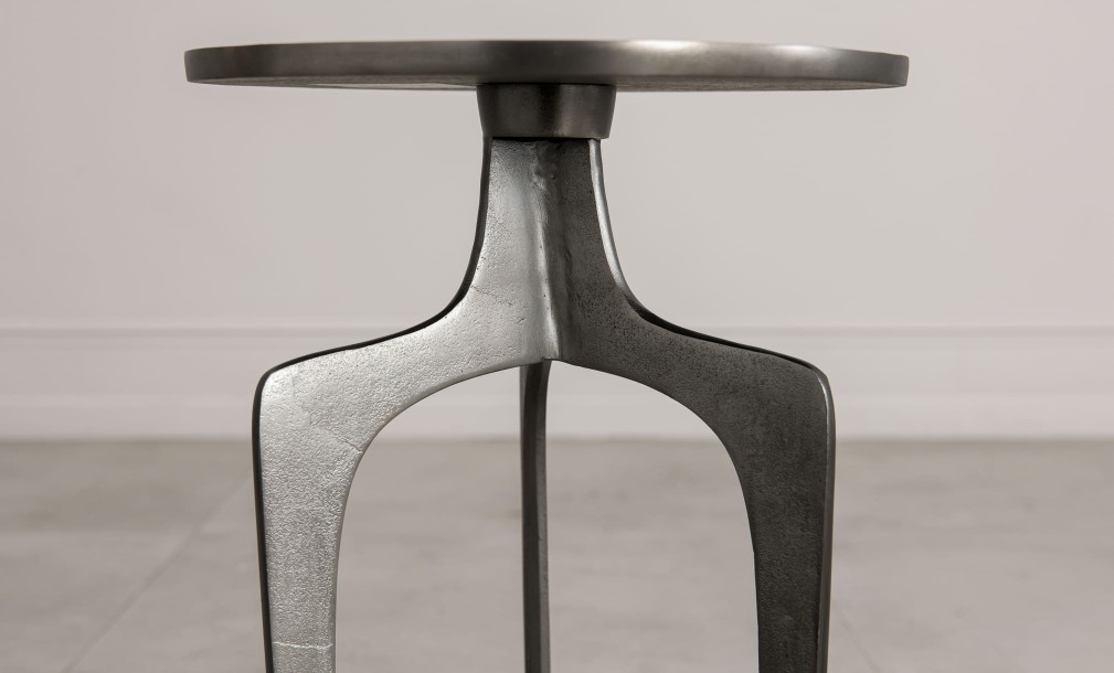 Jila Side Table