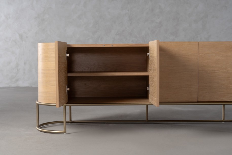 Train TV Unit