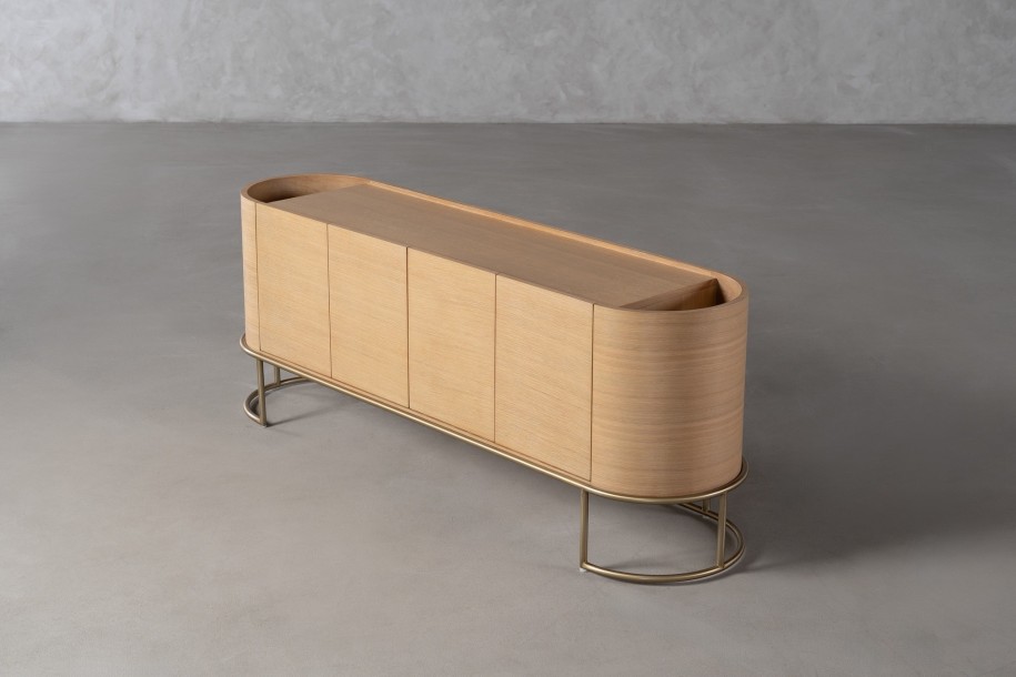 Train TV Unit