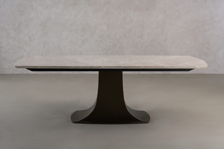 Wesley Dining Table L