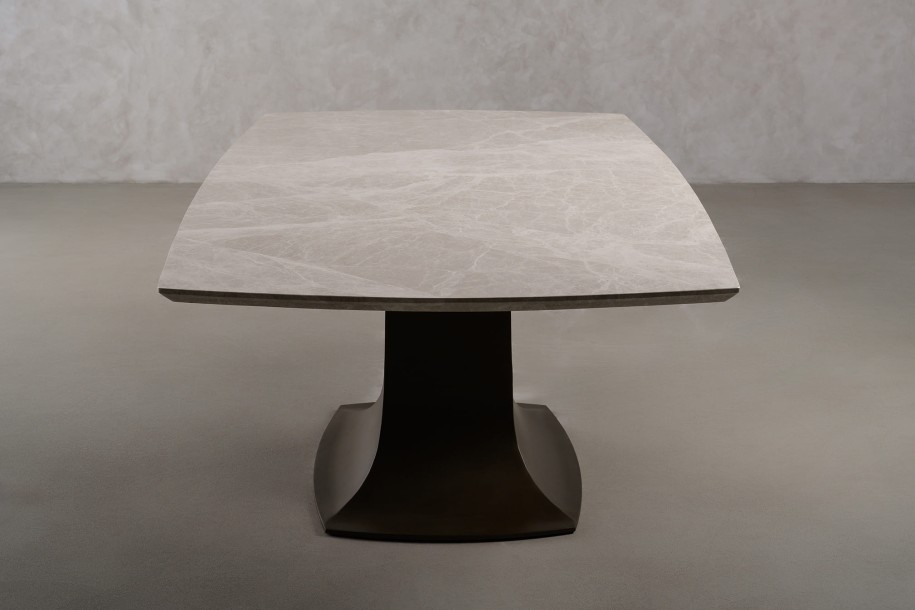 Wesley Dining Table L