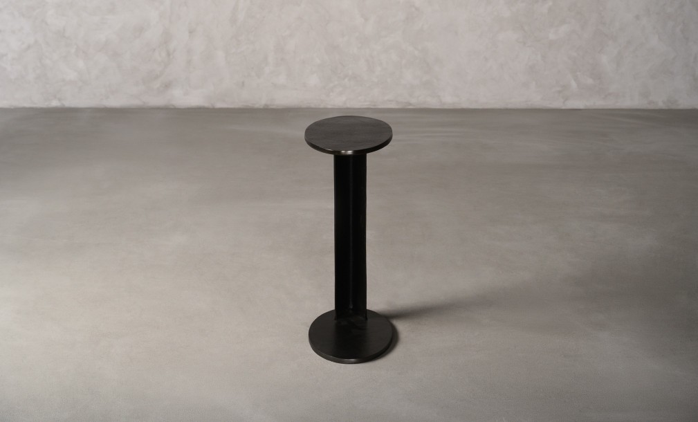 Skiv Side Table Black Graphite