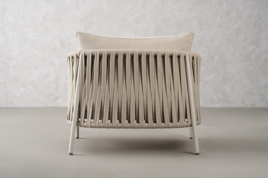 Taormina Light Outdoor Lounge Armchair Haze Sandy