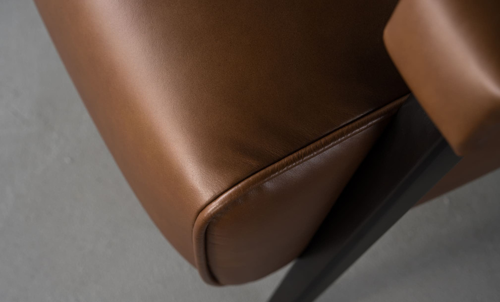 Andy Armchair (Maple Color)