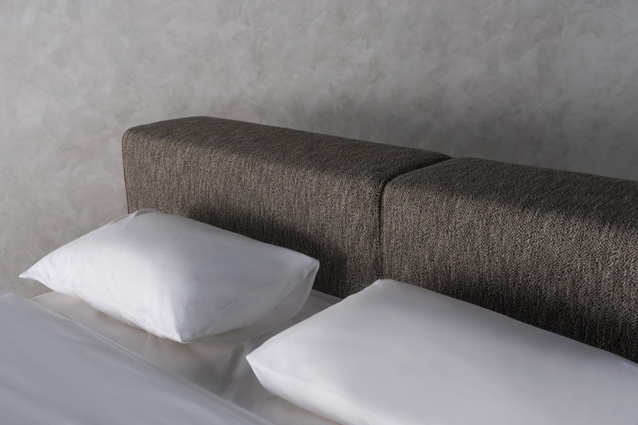 Double Bed 200x200 cm (Fabric: Stalemate col.Castle (Cat. 3))