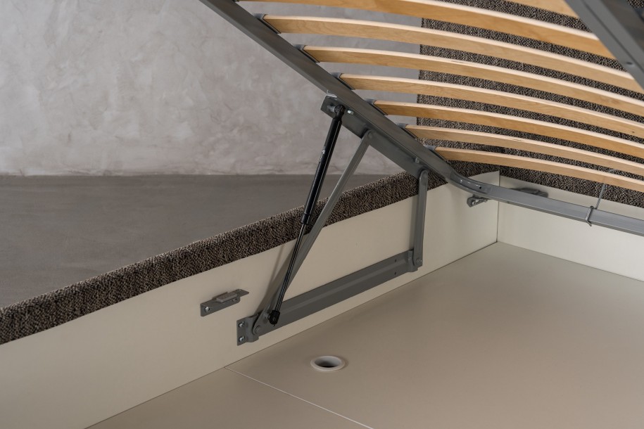 Double Bed 200x200 cm (Fabric: Stalemate col.Castle (Cat. 3))