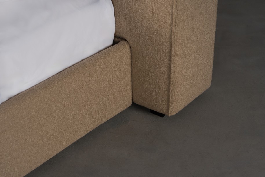 Double Bed 200x200 cm (Fabric: EASY BOUCLE col.11 CLAY (Cat. 3))