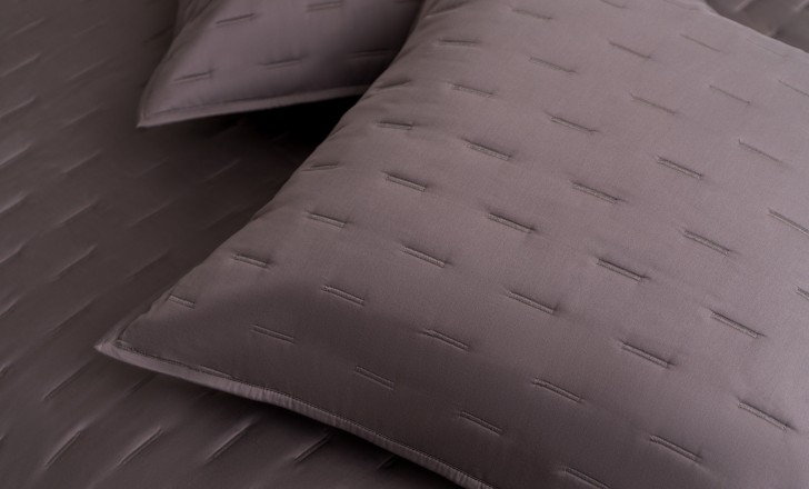 Cloud Pillowcase Pair Plaza Taupe 70x70 cm (set of 2)